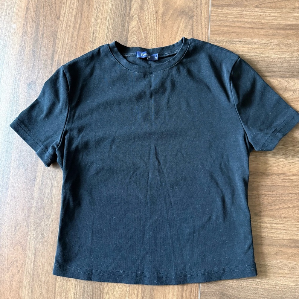 Cropped T-shirt